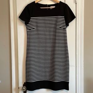 Laundry by Shelli Segal black and white striped shift dress
